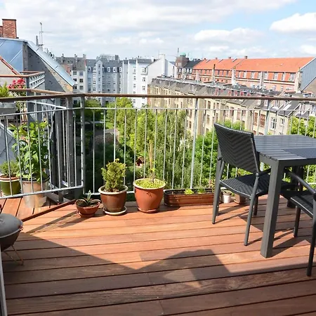 Sunny And Charming Loft Apartment *